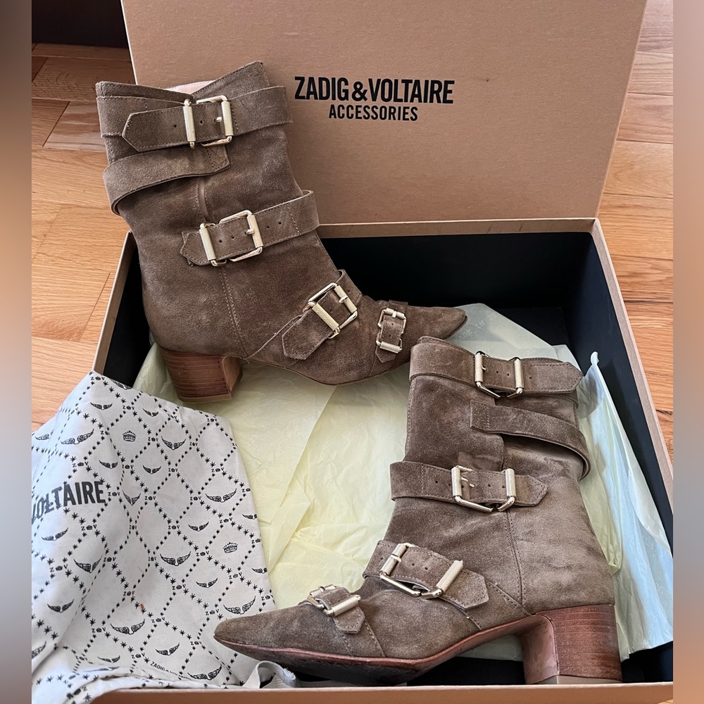 Amazing Zadig & Voltaire suede booties with gold hardware